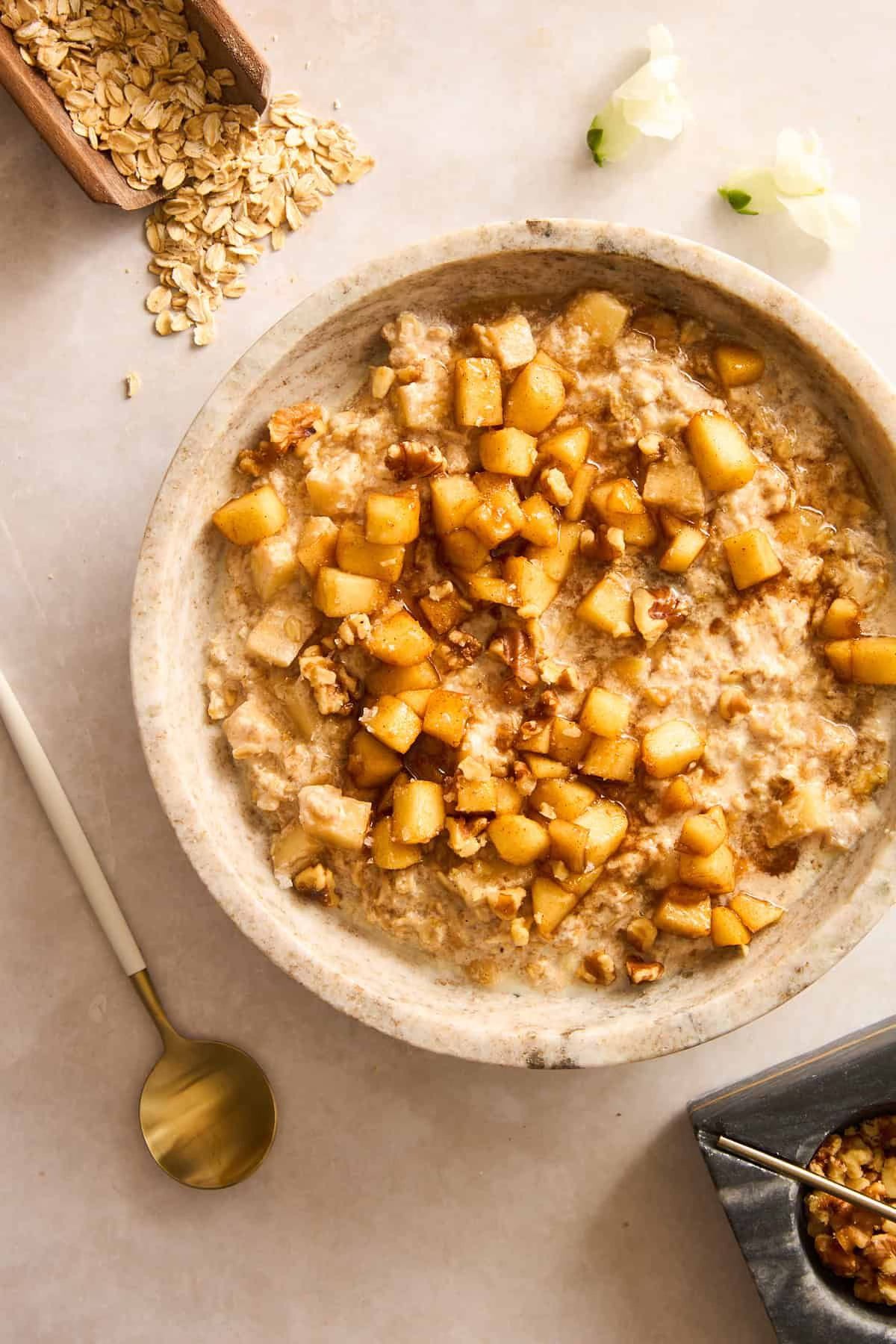 Apple Cinnamon Overnight Oats