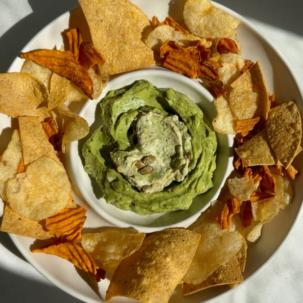 Guacamole & Veggie Chips