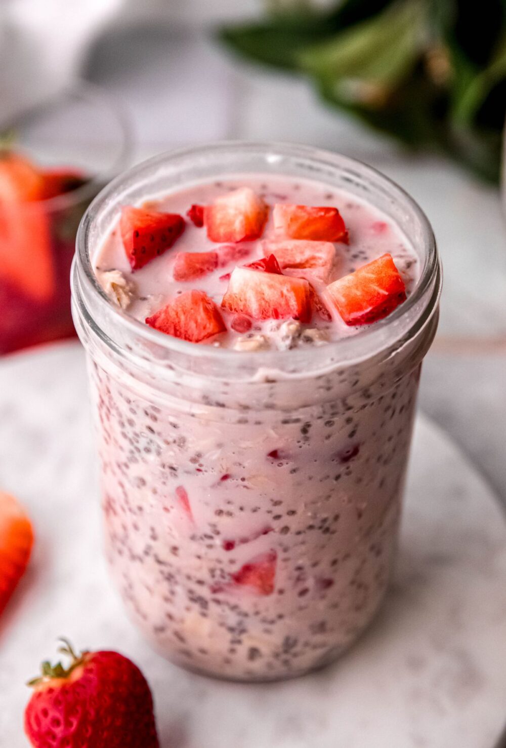 Strawberry Rhubarb Overnight Oats